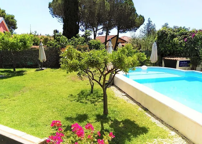 Etna Shelter Holiday House